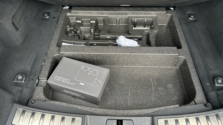 Land Rover Range Rover Evoque 2.0 D200 R-Dynamic SE 5dr Auto Diesel Hatchback